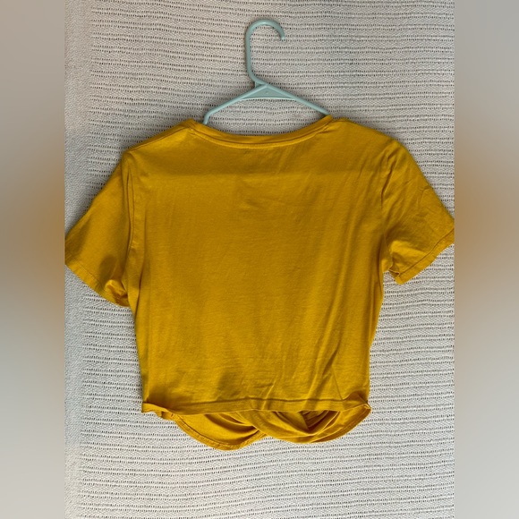 ZARA Crop Top • Medium • 100% Cotton • Short Sleeve - Picture 2 of 3